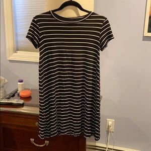 Black and white stripe tshirt dress